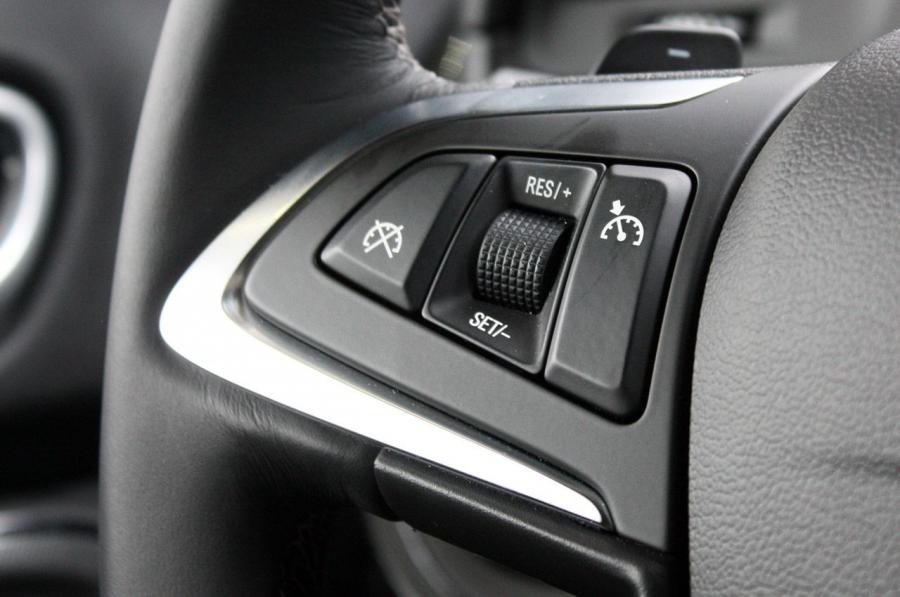  Saab 9-4X 2011 года  (фото 24 из 145)